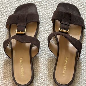 Sergio Rossi brown suede open toe buckle sandals Gold tone hardware 36.5. EUC